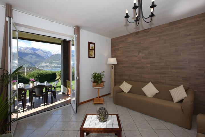 Ferienhaus für 6 Personen, mit Seeblick und Pool sowie Terrasse, kinderfreundlich am Comer See - 4