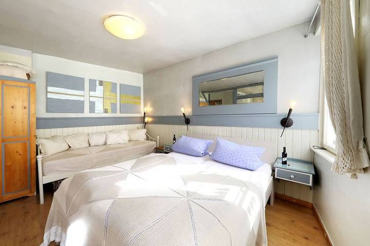 Ganze Wohnung, Gemütliches Studio mit Altbaucharme in Lüneburg, Nordheide