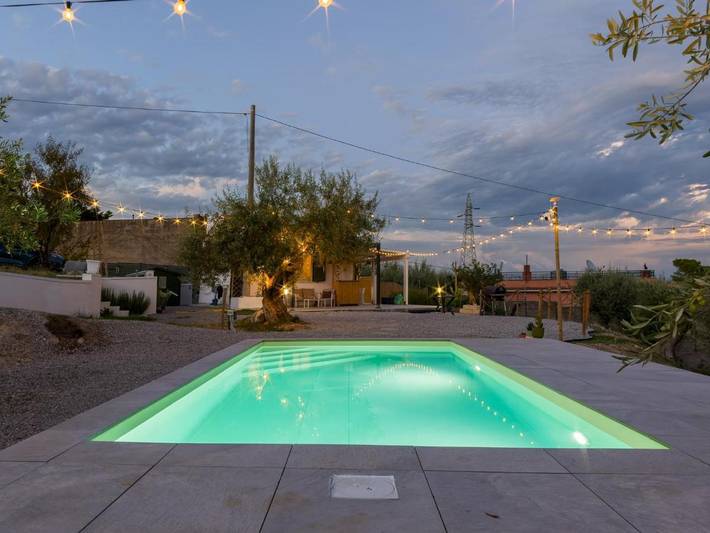 Villa per 3 persone, con Terrazza e Giardino nonché Piscina e Panorama a Trabia
