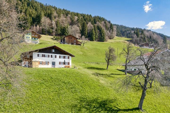 Vakantiehuis voor 6 personen, met Terras en Tuin in Bartholomäberg