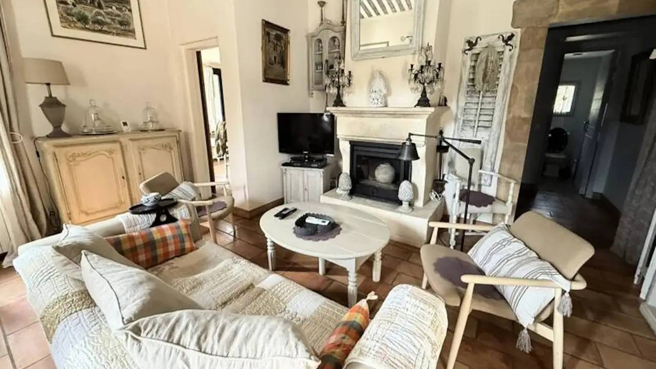 Ganze Ferienwohnung, Ferienwohnung für 6 Personen (110 m²) in Lacoste in Lacoste, Regionaler Naturpark Luberon