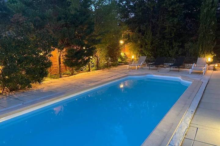 Villa pour 5 personnes, avec Jacuzzi ainsi que Terrasse et Jardin à Aix-en-Provence