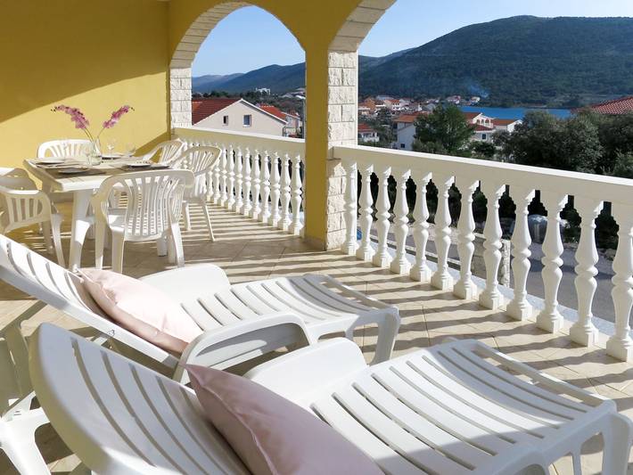 Ferienwohnung für 5 Personen, mit Balkon in Grad Šibenik - 2