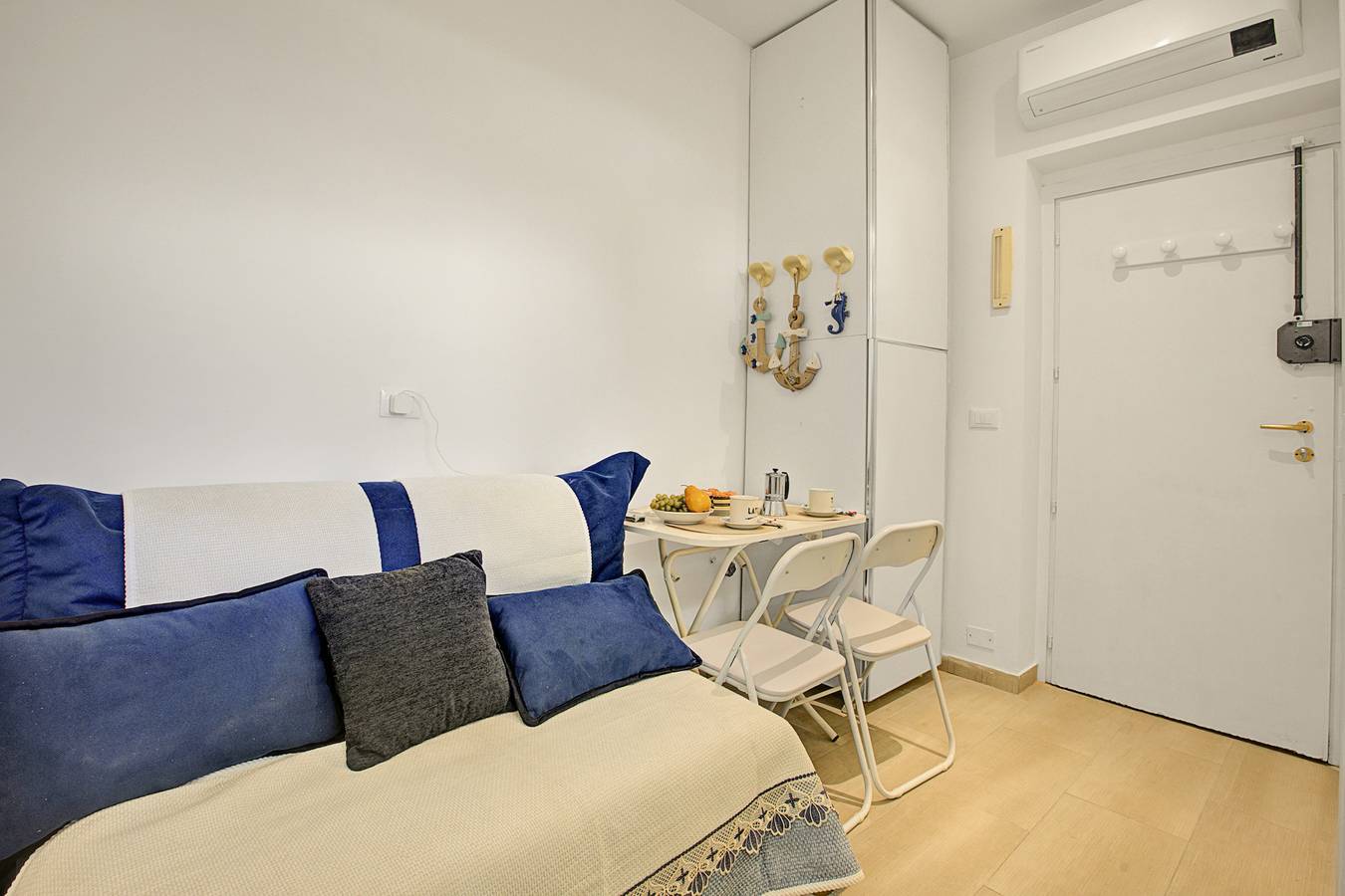 Jolie Sur La Mer - Petit Studio with Shared Pool, foto 11