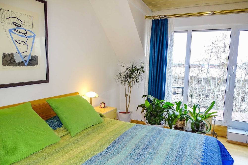 Entire apartment, Apartment Stadtmitte - Dachapartment in Mainz, Rhinehesse region