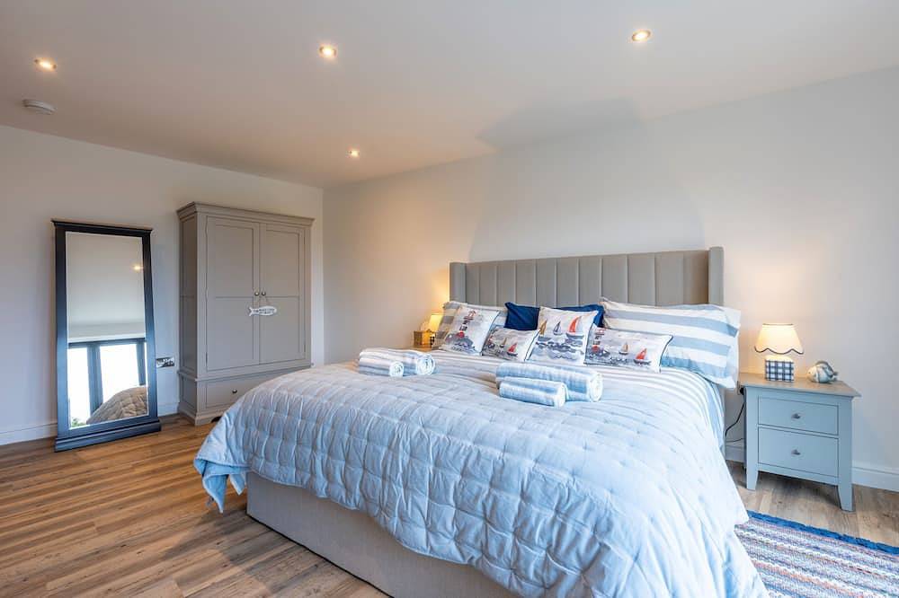 Luxury Barn, Hot Tub, Dog Friendly in Happisburgh, Norfolk