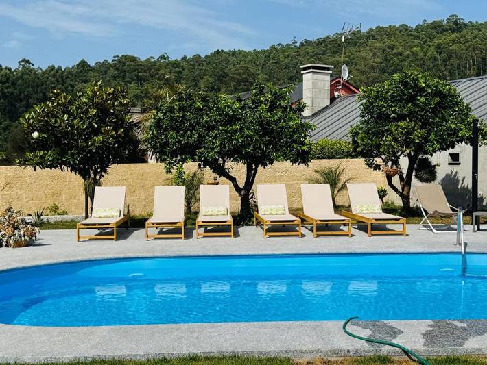 Chalet para 8 personas, con jardín y terraza además de piscina y vistas en Salnés - 3