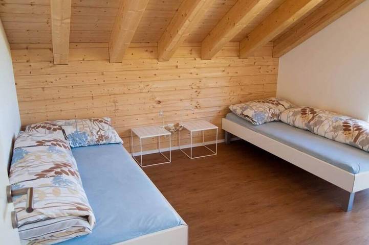 Ganze Wohnung, Chalet Avista 6-Bettwohnung, Dusche, Wc 6-Bettwohnung Dachgeschoss in Rosswald, Brig