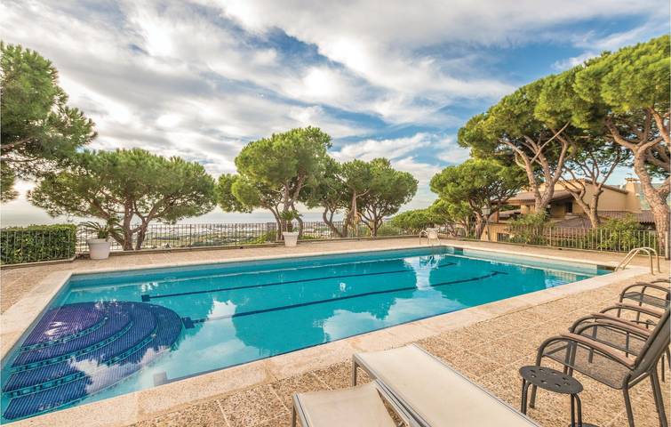 Ferienhaus für 8 Personen, mit Pool und Garten, mit Haustier in Pineda de Mar - 4
