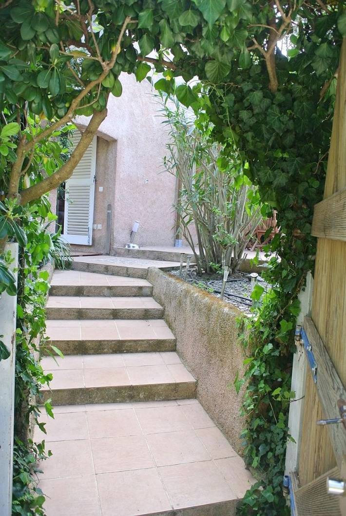 Appartement de vacances pour 4 personnes, avec vue et jardin, animaux acceptés