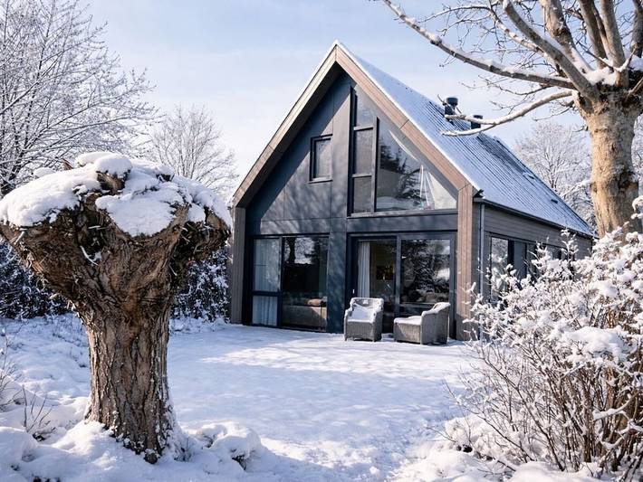 Ferienhaus für 6 Personen, mit Terrasse und Garten in Zoutelande