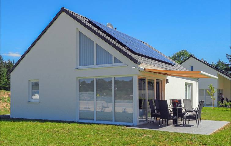 Ferienhaus für 6 Personen, mit Terrasse und Garten sowie Sauna und Ausblick in Prüm - 3