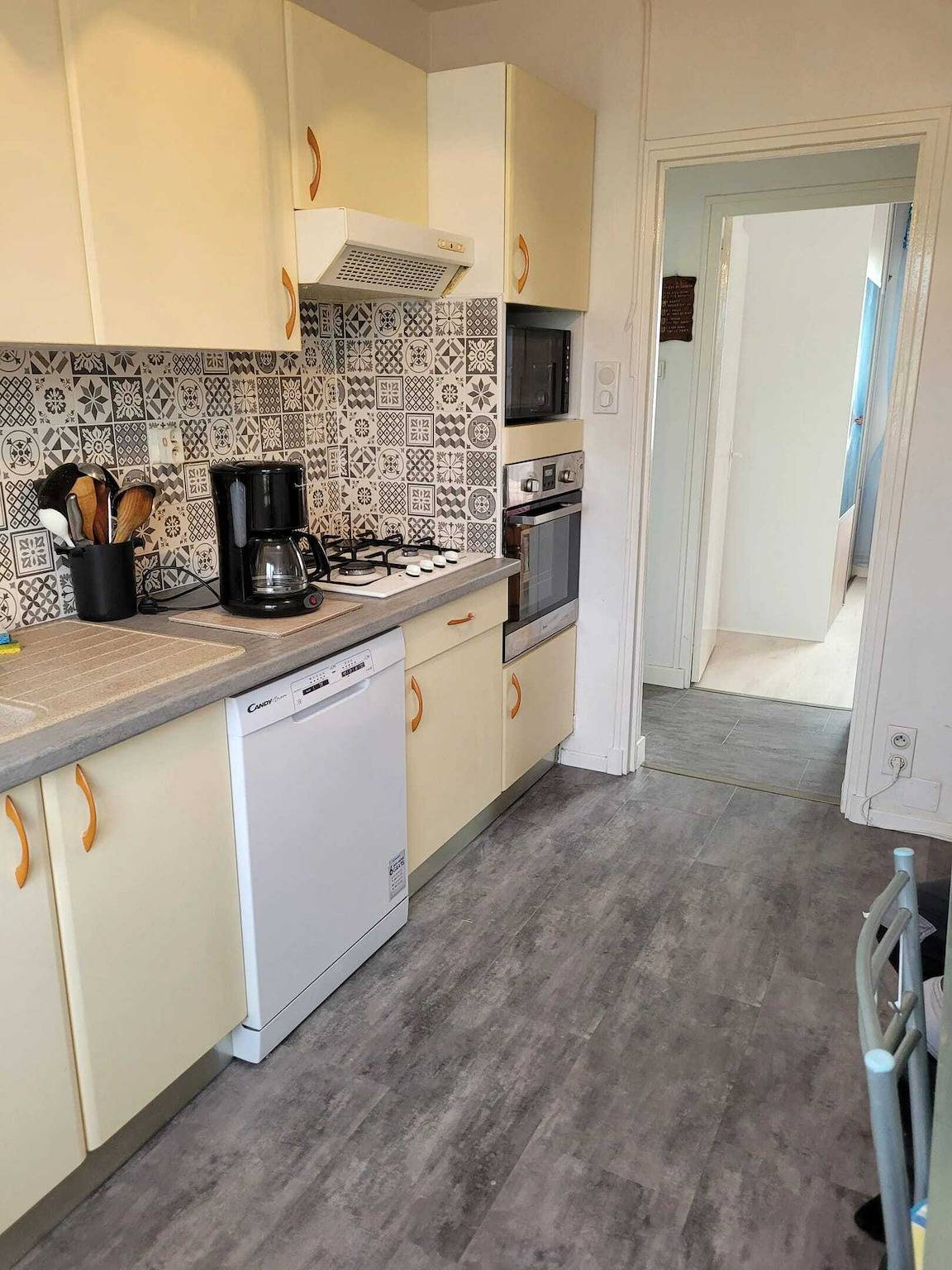 Geheel appartement, Gezinsappartement met tuin en meerzicht in Clairac, Marmande en omgeving