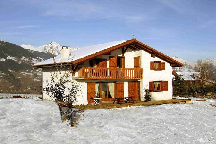 Chalet pour 10 personnes, avec jardin
