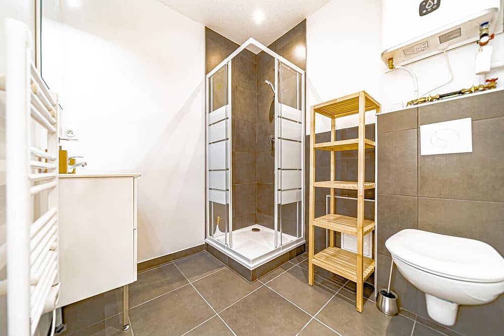 Appartement entier, Le Californie - Agréable studio - wifi inclus in Oullins, Lyon et ses environs