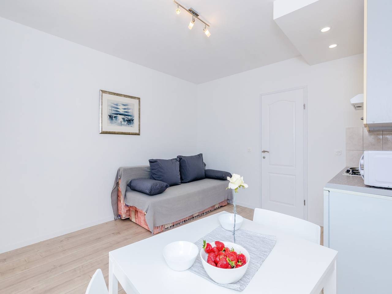 Cijeli apartman, Apartment with 1 room and terrace in Mlini, Dubrovačko-neretvanska županija
