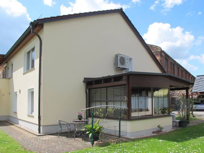Ferienwohnung für 3 Personen, mit Terrasse und Garten