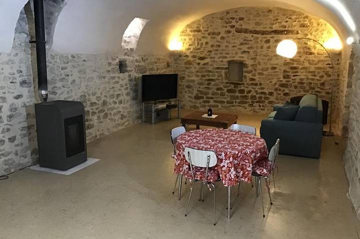 Location de vacances pour 4 personnes, avec piscine et jardin à Ribaute-les-Tavernes - 4