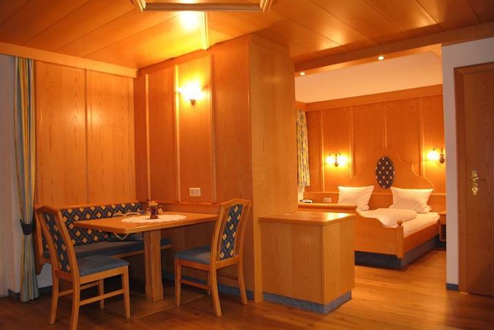 Gîte pour 3 personnes, avec Balcon ainsi que Jardin et Vue à Holzgau - 4