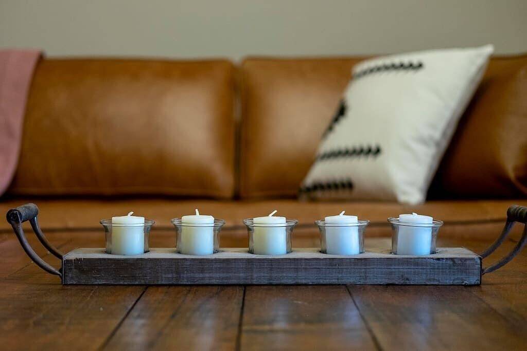 Modern & Large House ❤️ 10 Bed / 4 Bath / 2 Kitchens | Host 26 Guests in Columbus, Ohio