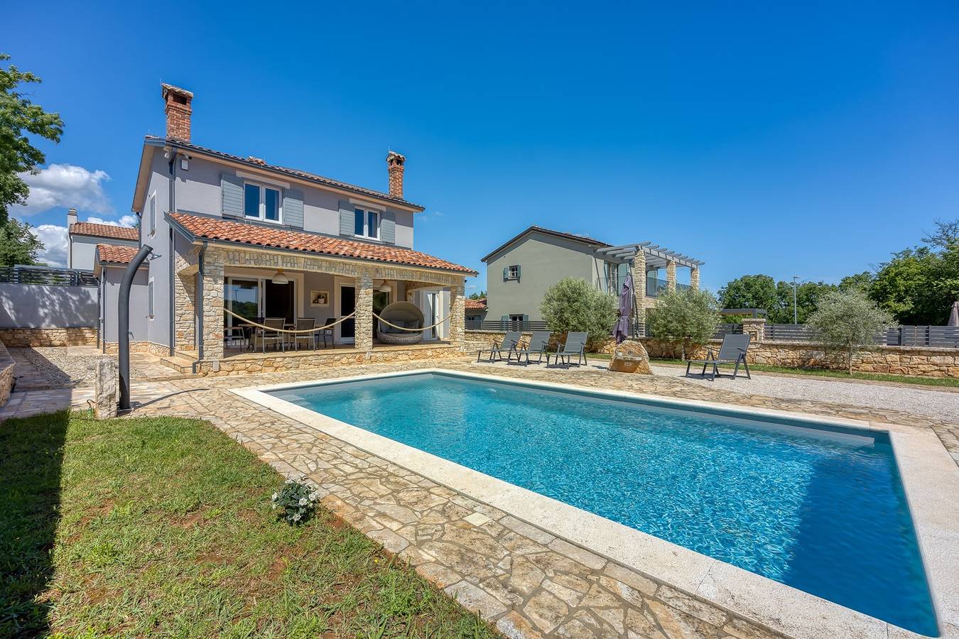 Casa vacanza a Matohanci a partire da 305€ a notte