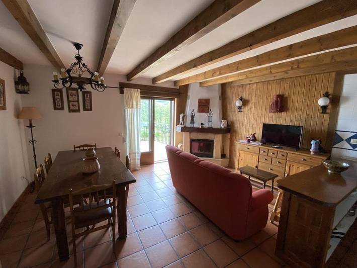 Casa rural para 6 personas, con vistas y terraza, Se admiten mascotas en Carrera - 2