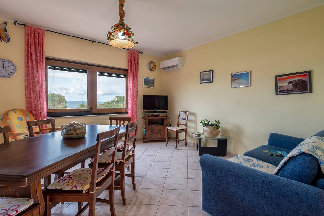Casa vacanze "Villa Pitti" con vista mare, terrazze e Wi-Fi in Lu Bagnu, Castelsardo