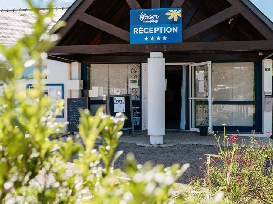 Flower Camping Le Kerarno - Mobilhome 4 personnes - Confort 22m² - 2 chambres - Terrasse semi-couverte - Tv - lave-vaisselle in Saint-Philibert, Côte des Mégalithes