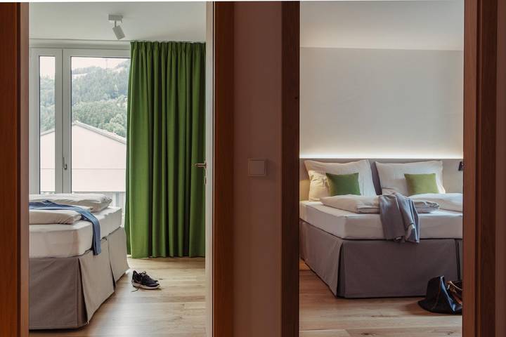 Ganze Ferienwohnung, Deluxe Familienapartment 2Sz mit Stockbett in Hochoetz, Oetz