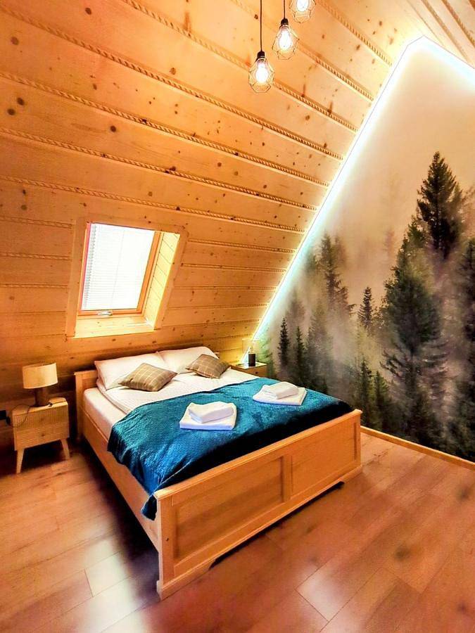 Apartament wakacyjny dla 8 osób, z ogród i widok w Nowe Bystre