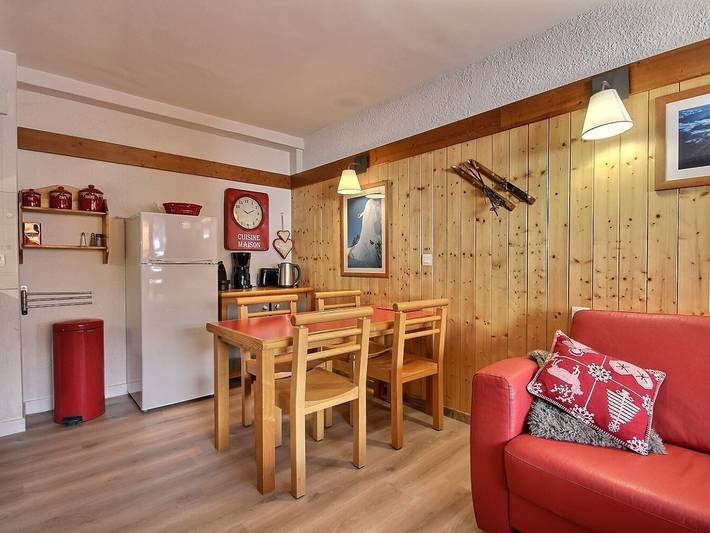 Gîte pour 4 personnes, avec piscine dans Plagne 1800 - 2