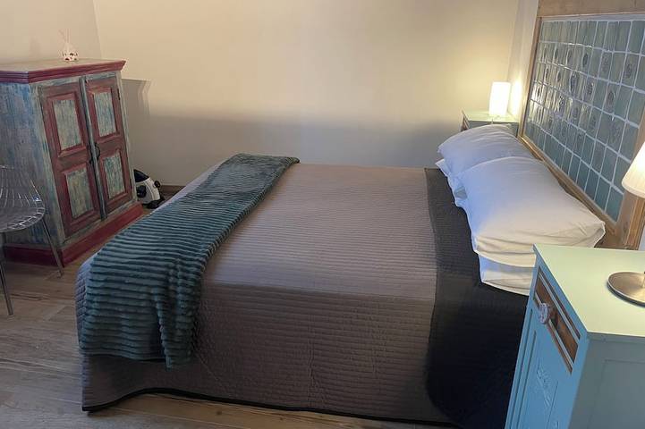 Charming 2-room apartment surrounded by greenery on a farm, just a short walk from town in Sesto Fiorentino, Provincia de Firenze