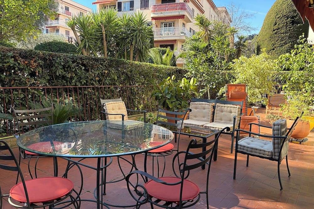 Ganze Wohnung, Klimatisiertes Apartment in Strandnähe in Cagnes-sur-Mer, Mittelmeerküste (Frankreich)
