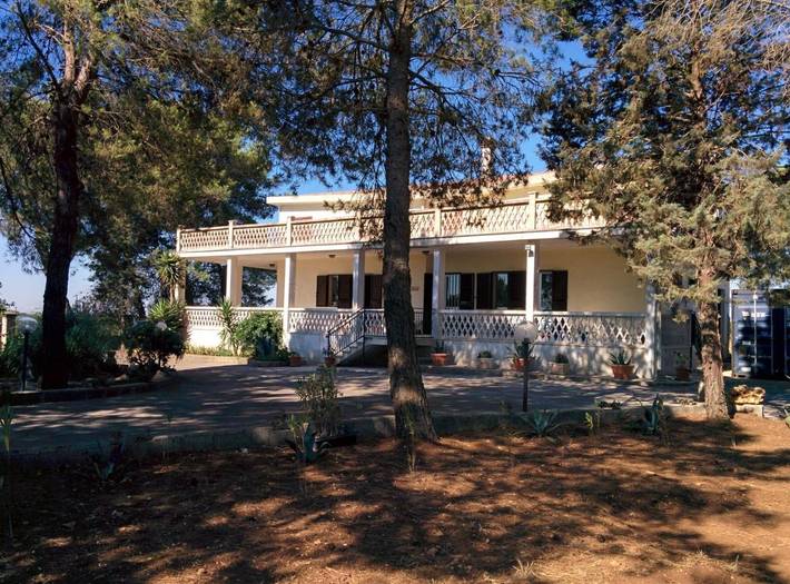 B&b per 3 persone, con panorama e giardino a Castellaneta