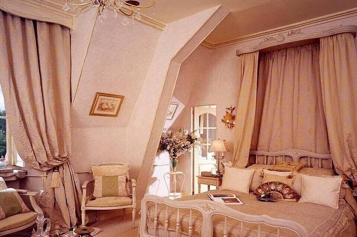 Gîte pour 38 personnes, avec piscine et jardin à Grez-Neuville - 3