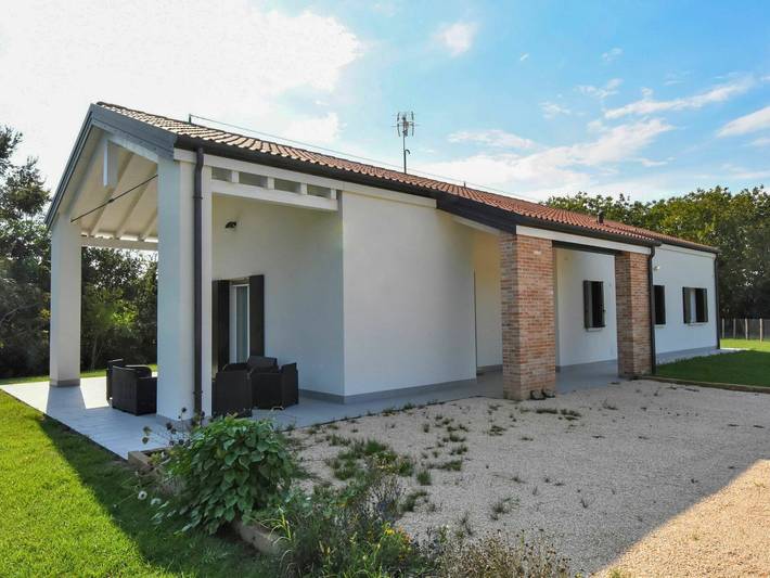 Chalet para 6 personas, con jardín y piscina - 1