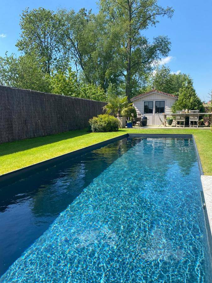 Chambre d’hôte pour 2 personnes, avec Terrasse et Jardin ainsi que Piscine et Vue à Kluisbergen