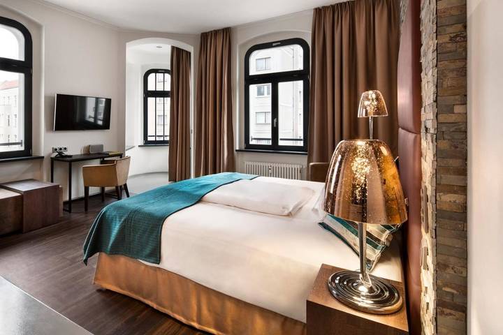Ferienwohnung für 2 Personen, mit Balkon und Terrasse sowie Sauna und Ausblick in Mitte Berlin - 2