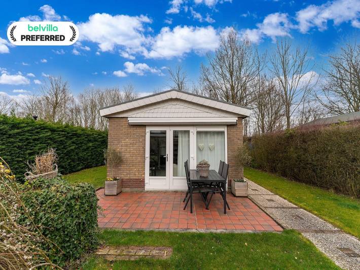 Ferienhaus für 4 Personen, mit Terrasse und Pool, kinderfreundlich in Zeeland