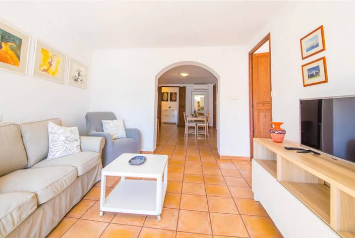 Apartamento entero, Apartamento vacacional Ca Na Magda con vistas al mar, Wi-Fi, aire acondicionado y balcón in Puerto de Sóller, Sóller