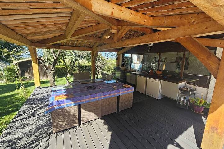 Location de vacances pour 6 personnes, avec terrasse et jardin à Meyrargues - 4