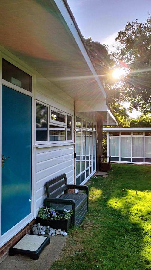 Chalet for 4 people, with Garden and Pool in Cromer