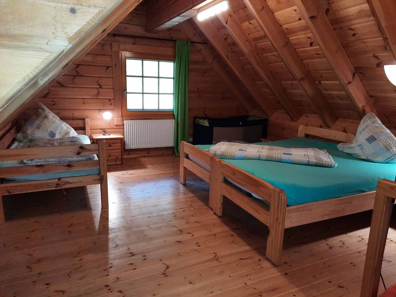 Ganze Wohnung, Ferienwohnung 'Sonnenschein' mit privater Terrasse, Gemeinschaftsgarten und Wlan in Gengenbach, Mittlerer Schwarzwald