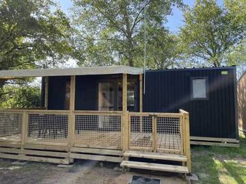 Mobil home pour 4 personnes, avec bassin pour enfant à Apremont