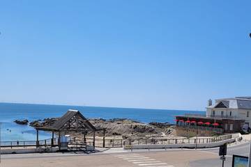 Gîte pour 2 personnes, avec terrasse dans Plage de Port-Lin