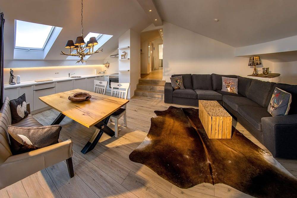 Ganze Wohnung, Alpine Chalet 2 ***** Naturally beautiful holiday in Wallgau, Walchensee