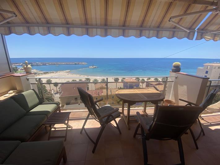 Gîte pour 4 personnes, avec Vue sur l’océan ainsi que Terrasse et Piscine à La Vila Joiosa