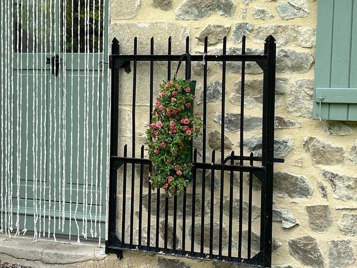 Chambre d’hôte pour 2 personnes, avec jardin ainsi que piscine et terrasse dans le Puy-de-Dôme - 3