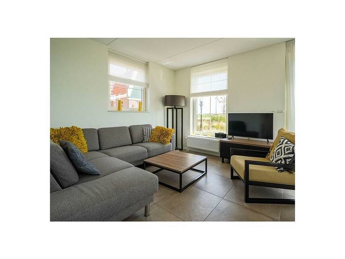 Ferienhaus in Uitdam mit Terrasse in Markermeer