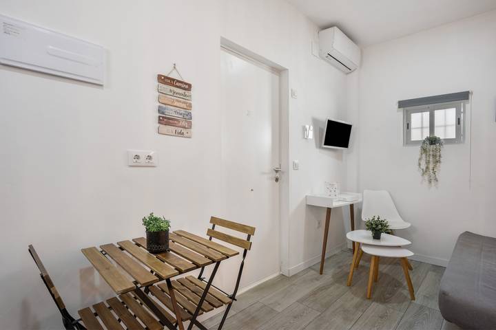 Ganze Wohnung, Ferienwohnung 'Casa Abuela Maria' mit privater Terrasse und Wlan in Jerez de la Frontera, Costa de la Luz
